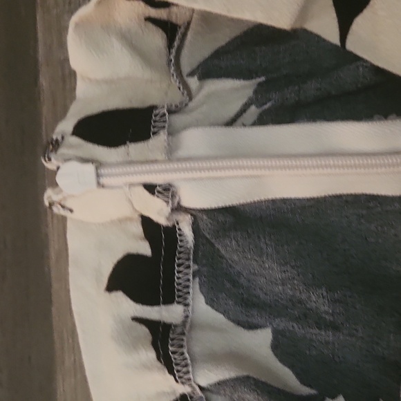 H&M Floral Flounce Skirt Women's Size 4 - Picture 6 of 6